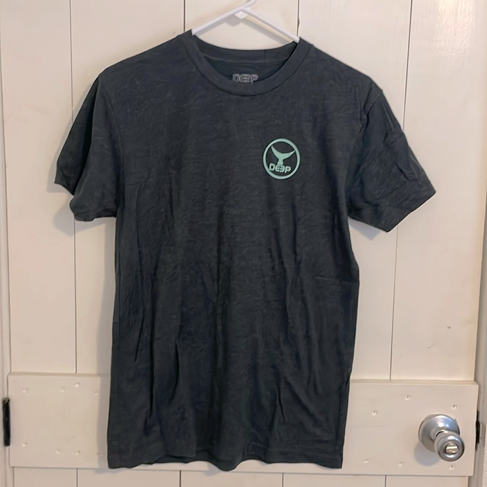 DEEP Short Sleeve Tuna Logo Tee